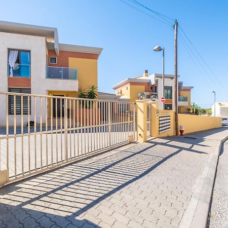 Cozy Villa With Pool And Barbecue Albufeira Extérieur photo