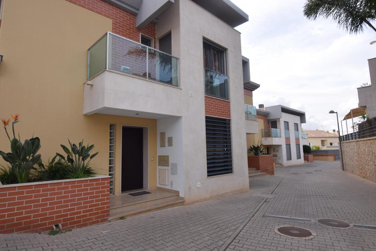 Cozy Villa With Pool And Barbecue Albufeira Extérieur photo