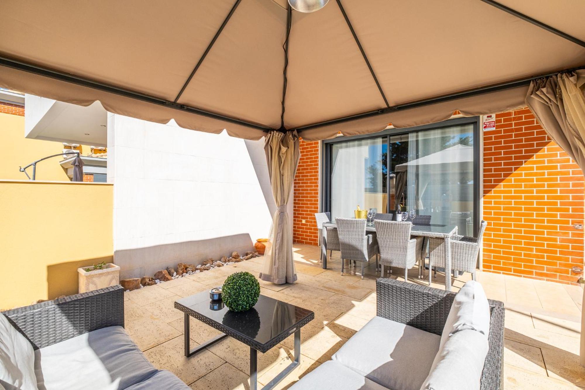 Cozy Villa With Pool And Barbecue Albufeira Extérieur photo