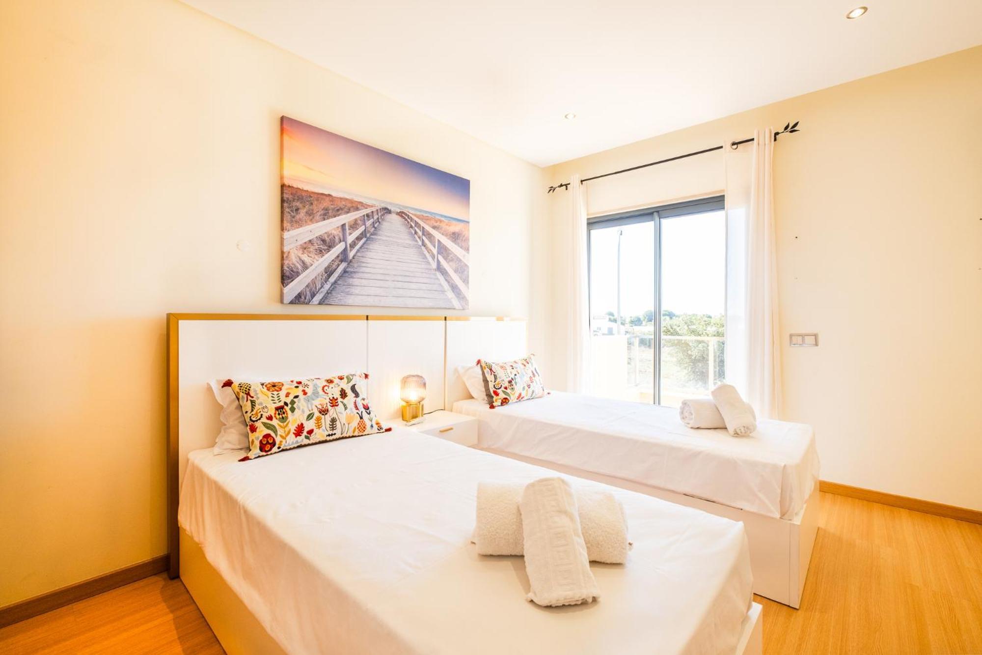 Cozy Villa With Pool And Barbecue Albufeira Extérieur photo
